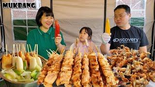 Charcoal-grilled chicken feet, fish cake soup, and chicken skewersㅣCookingㅣMukbang