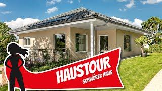 Haustour: Bungalow und Stadtvilla? Außergewöhnliches Fertighaus von Schwörer Haus | Hausbau Helden