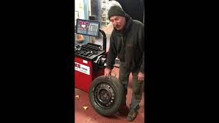 How to calibrate a Coats 1250 wheel balancer