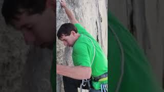 That time Alex Honnold almost fell soloing in Yosemite! Follow for more #rockclimbing