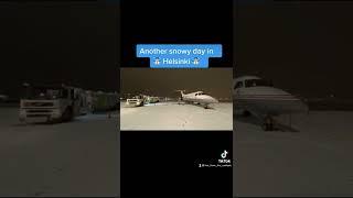 Another snowy day in Helsinki ️ | Cockpit View | Life Of An Airline Pilot