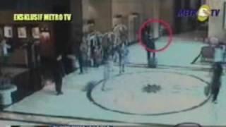 Footage released of supected Jakarta bomber - 21 Jul 09