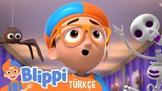 Cadılar Bayramı Nedir? Blippi Büyülü Bir Evi Keşfediyor | Blippi - Çocuklar için Eğitici Videolar