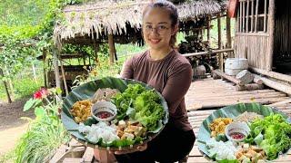 How to cook, vermicelli, beans, shrimp paste and going to the market to sell papaya