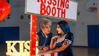 MY FIRST KISS STORY! *Kissing Booth*