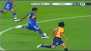 El GOLAZO De Media Cancha Del "Divino" Walter Gaitán Morelia vs Tigres Jornada 11 Apertura 2005 Mx