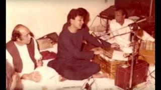 Asif Mehdi Hassan & Tari Khan - Yeh Mashgala Hai Kisi Ka