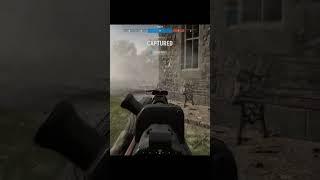 Intense Firefight in Courtyards of Carentan #hellletloose #shorts #gamalixiousgaming