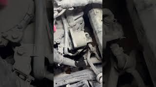 Mitsubishi Outlander замена фильтра тонкой очистки вариатора .