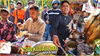 50/- Indian Street Food Vlogger BEST RATED Nashta | Fast & Furious Chole Kulche Peera Rajma Chawal