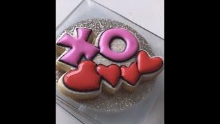 LOVE cookie by Emma’s Sweets