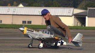 RIGHT LANDING GEAR FAIL RC WARBIRD CRASH