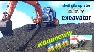 skeil oprator excavator
