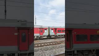 13053 Kulik Express slowly skipping chandannagar with brand new howrah wap7#39411.