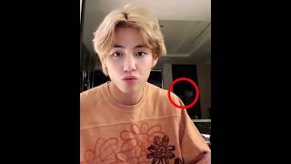 kim taehyung kissing so cutely bts v live cute moment #bts #btsv #shorts