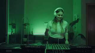 Melodic Techno Set l Amelie Sonnenberg l Monochromatic #4