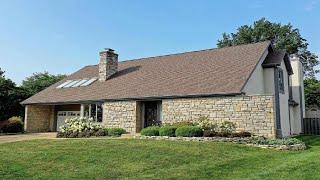 1267 Smoke Burr Drive, Westerville, OH Presented by Renee Young.