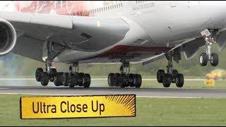 Ultra Close Up ! Airplanes Landing Gear in Slow Motion