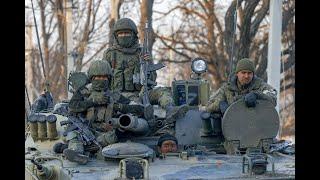 Russian Army Cuts Through Ukrainian Defenses