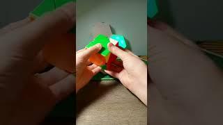 unboxing a skewb!