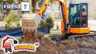 Bagger für Kinder, Radlader, Kipplaster in Aktion auf Baumaschinen-Messe  BAUMA 2022 - Bagger TV