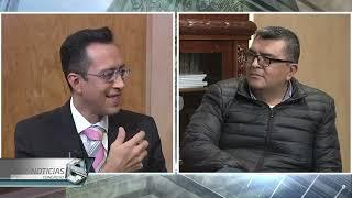 Entrevista con el secretario de Servicios Parlamentarios, Hugo Rosas de León