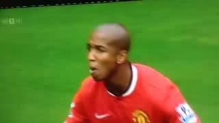 FOOTBALLER ASHLEY YOUNG GETS BIRD POO IN HIS MOUTH!!! Funny football soccer moment