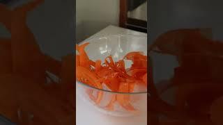 Carrot salad #carrotsalad #veganfood #veganvlog #carrot #easyveganrecipes #cookingchannel #foodie