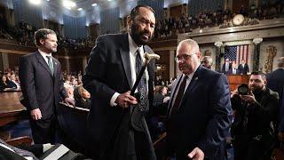 Rep. Al Green removed from chamber after interrupting Trump address