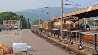 [4 IN 1] SC VANDE BHARAT + RJY MEMU + VSKP-SMVT + DURG VANDE BHARAT AT VSKP RAILWAY STATION