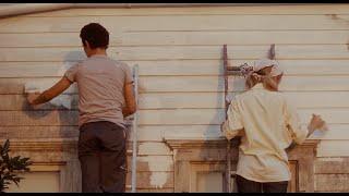 Elvis & Anabelle (2007) by Will Geiger, Clip: Elvis and Anabelle paint the old house!