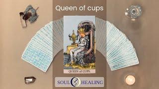 Queen of Cups tarot card meaning