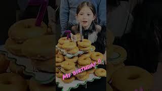 Mi cumple #mybirthday #krispykreme #donuts #andyval #soyandyval #birthdaycelebration