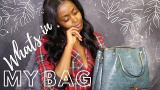 WHAT'S IN MY BAG | WHAT EVERY GIRL NEEDS | FALL/COVID EDITION  |TAKEAG