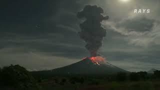 10 Gunung Paling Berbahaya di Indonesia