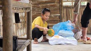 The girl cooks sticky rice with gac fruit, and is helped by Uncle Quoc to disinfect the barn.