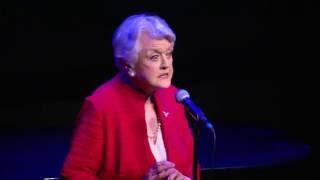 ANGELA LANSBURY Sings "Beauty And The Beast"