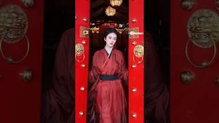 Hanfu makeup and styling 2025