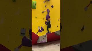 Boulder problem flashed at the climbing competition #bouldering #climbing #fqme #coupequebec