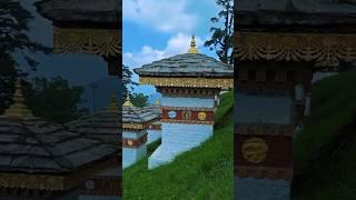 Dochula pass - Druk Wangyel Stupa