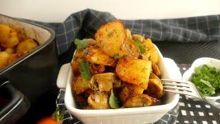 Potatoes with onions and mushrooms in the oven!