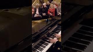 Nikolai Kuznetsov plays Chopin Waltz in C sharp minor