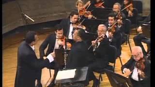 Ricardo Morales Plays Mozart Clarinet Concerto 1st movement