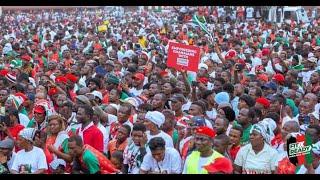 MR MAHAMA IS HEATED IN HIS CAMPAIGN TOUR IN CAPE COAST IN THE CENTRAL REGION