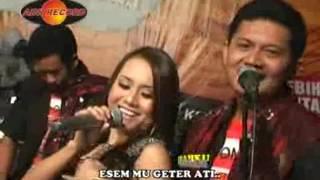 Eny Sagita - Lintang Duwur Kutho | Dangdut (Official Music Video)