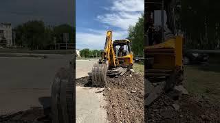 Экскаватор погрузчик JCB 3CX