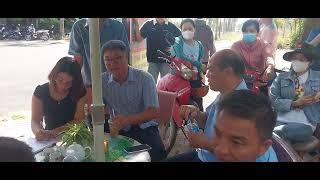Cuộc họp ngày thứ 8 vừa qua diễn ra như thế nào ? Có chủ Tịch xã tiếp dân