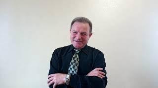"Я спросил сегодня у менялы…"  - читает Иванников Владимир