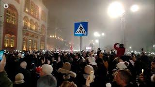 Veliki studentski protesti u novogodišnjoj noći: Reka okupljenih stigla do Studentskog trga