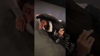 How to escape a rear naked choke in Jiu Jitsu!#jiujitsu #jiujitsutips